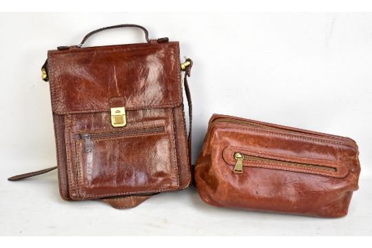 the bridge leather wash bag