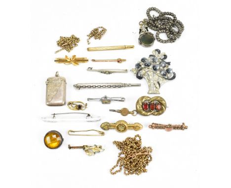 A small group of jewellery including a 9ct yellow gold chain, approx 25.3g, a further small chain, various brooches, also a s