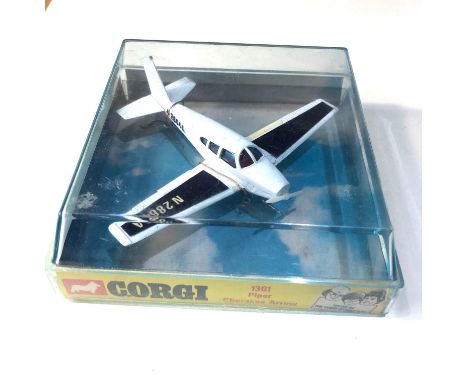 Corgi 1301 piper cherokee arrow  in original box good condition plane  in good near mint condition as shown 