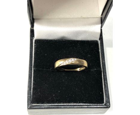 9ct gold diamond ring size j-k weight 2g 