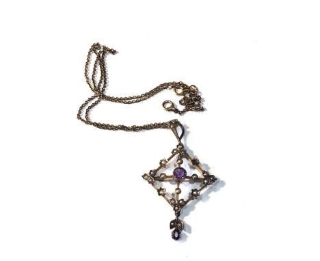 9ct gold edwardian amethyst pendant and chain pendant measures approx 5.3cm drop by 3.1cm wide weight 6.5g missing small seed