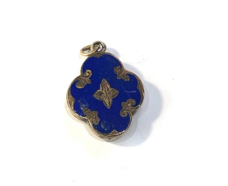 Antique gold enamel mourning hair locket pendant measures approx 2.3cm drop by 17mm wide 