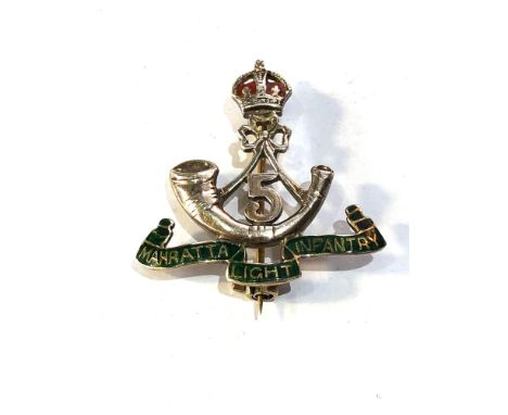 Military 9ct gold and enamel sweetheart brooch Mahratta light infantry  measures approx 3cm by 2.9cm weight 4.8g 