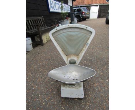 Vintage Isle of Ely shop scales with broken glass to back 