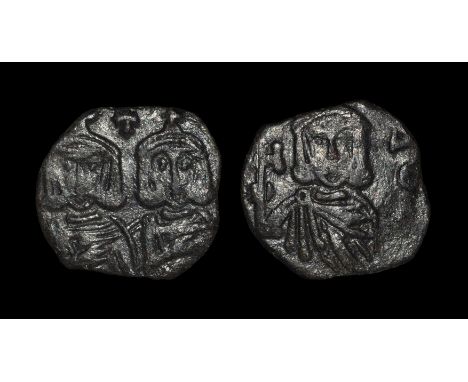 751-775 AD. Syracuse mint. Obv: (K-LEWN legend, off flan to right and left of) Constantine V, bearded on left, and Leo IV, be