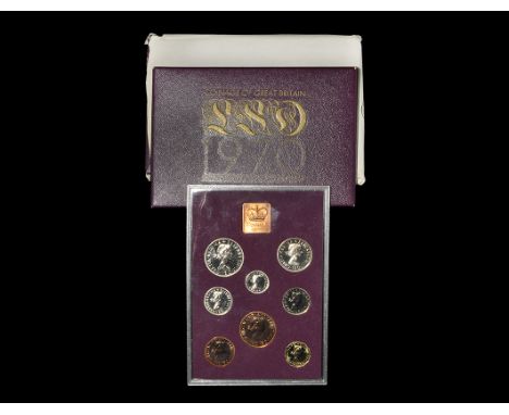 1935-1953 AD. Group comprising: George V, silver jubilee issue, 1935 (St George and dragon); George VI, Festival of Britian i