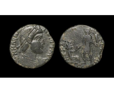 383-388 AD. Arles mint. Obv: DN MAG MAXIMVS PF AVG legend with pearl-diademed, draped and cuirassed bust right. Rev: REPARATI