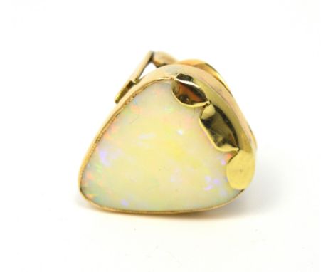 A 9ct yellow gold ring set with an Australian opal, size N 1/2, approx 6.1g.