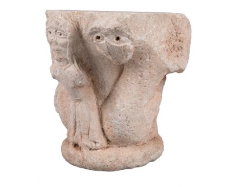 Imposing&nbsp;Romanesque corner capital sculpted in limestone. 12th century.‘Daniel in the lions‘ den’.Romanesque capital of 