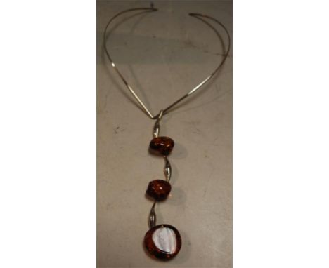 A modern continental silver and amber set ladies necklet, boxed 