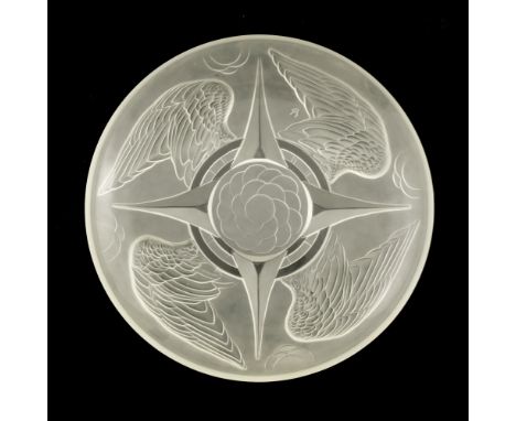 Pierre D'Avesn for Verlys, a frosted glass charger, designed circa 1930, relief moulded with four wings between a central com