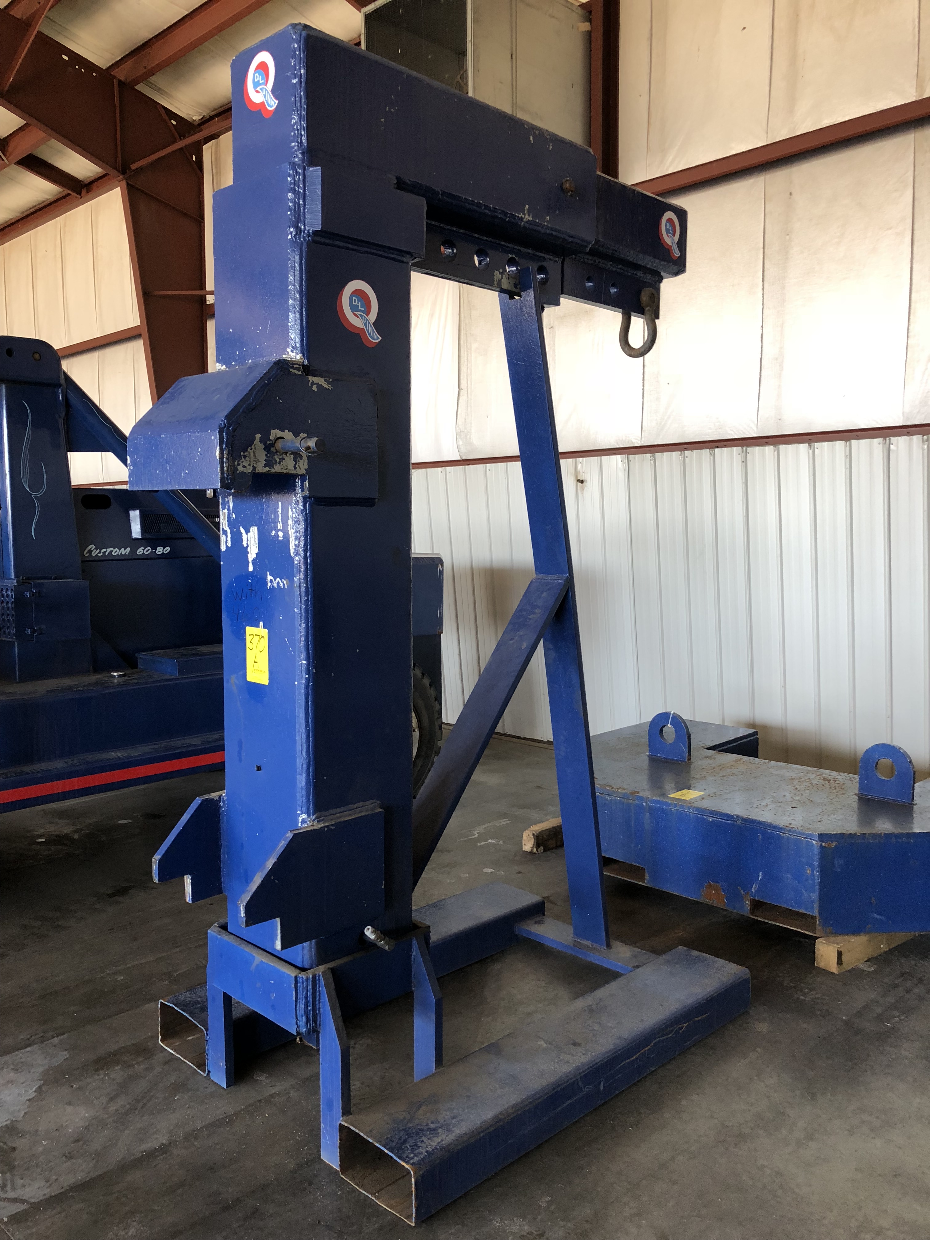 80,000 LB. CAPACITY HYDRAULIC BOOM FOR CUSTOM 60/80 FORKLIFT