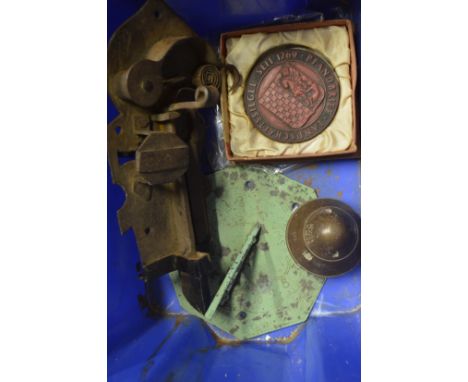 Miscellaneous collectables to include an old lock.