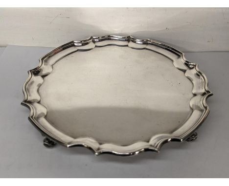 A late 20th century silver waiter, Sheffield 1986, 179gLocation: 