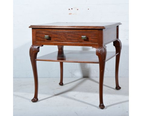 Mahogany chess table, frieze drawer, legs joined by a shelf.