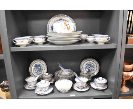 A small quantity of 20th Chinese polychrome porcelain rice bowls and covers, teacups and saucers, Chinese Republic plates, an