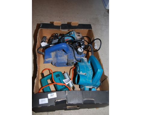 A Makita 4 1/2" angle grinder, 110v planer, Draper 240v planer and a Black & Decker jigsaw.