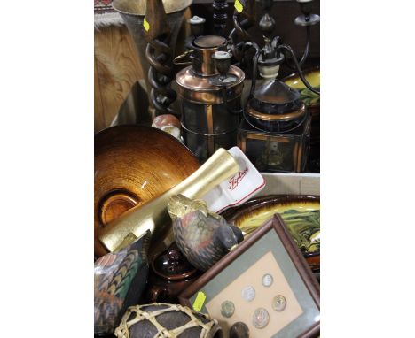 TWO TRAYS OF ASSORTED TREEN AND COLLECTABLES ETC TO INCLUDE CANDELABRA, LANTERN TYPE HOLDERS, GLASS AND CERAMIC BOWLS