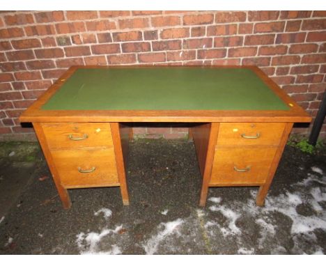 A VINTAGE OAK LEATHER TOPPED TWIN PEDESTAL DESK H-76.5 CM W-152 CM