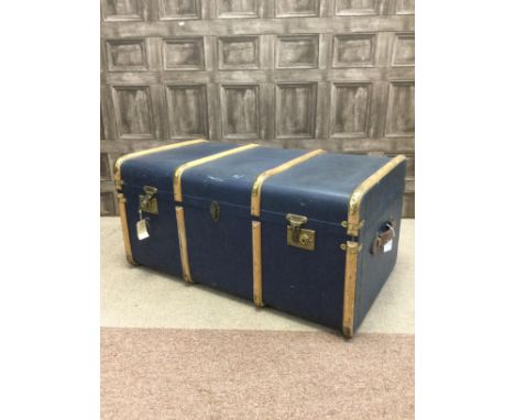 CABIN TRUNK