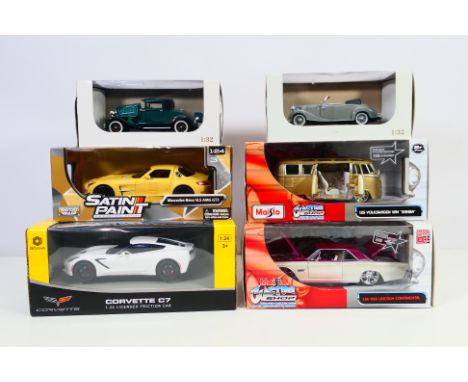 Maisto, Motor Max, Braha, RCS - Six boxed models to include: 2 x Maisto Custom shop models (1:26 scale 1966 Lincoln Continent
