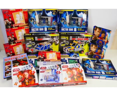 Harry Potter - Star Wars - Dr Who - A group of puzzles, 2 x metal kit Jeeps, 3 x Harry Potter figure casting kits, They appea
