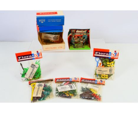 Britains - Herald - Deetail - A trade pack of 6 x Garden Series Climbing Roses # H2546. The packs are unopened and appear Nea