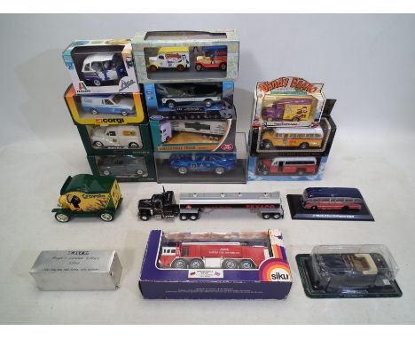 Saico, Lledo - A group of mainly boxed vehicles to include: 1 x siku #3411 airport fire truck, 2 x Saico Morris vans, 3 x LLe