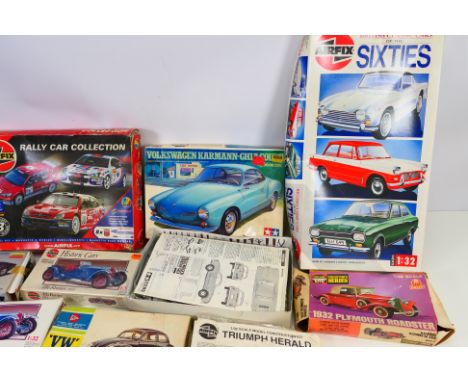 Airfix - Tamiya - Lindberg - Pyro - Others - A boxed and bagged group of plastic model car kits in various scales. Lot includ