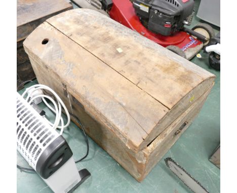 Vintage dome top trunk (AF) 