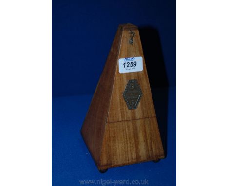 A Maelzel Metronome (with Key)