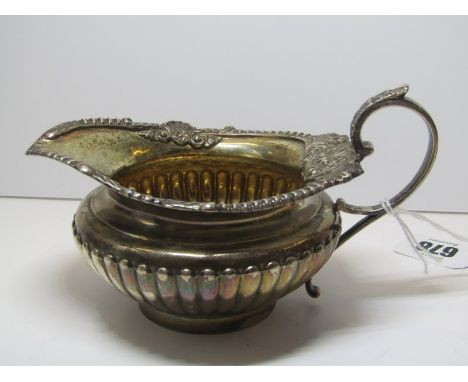 GEORGIAN DESIGN CREAM JUG, HM silver ribbed body scroll cream jug, London 1917, 5.5 ozs