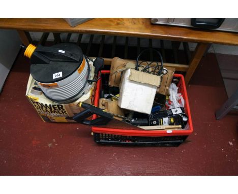 Various tools and power steamer