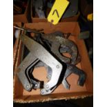SCISSOR CLAMPS