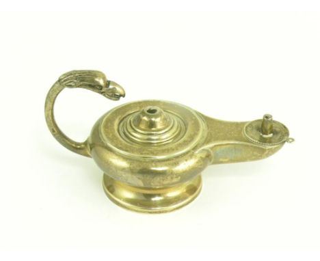 AN EDWARD VII SILVER CIGAR LAMP, THE HANDLE TERMINATING IN AN EAGLE'S HEAD, LONDON 1907, 5OZS