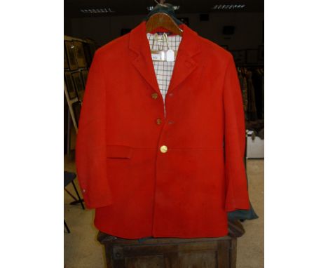 A gents red hunt coat bearing label "Heaphys" inside and brass hunt buttons for the Worcestershire hunt together with a colle