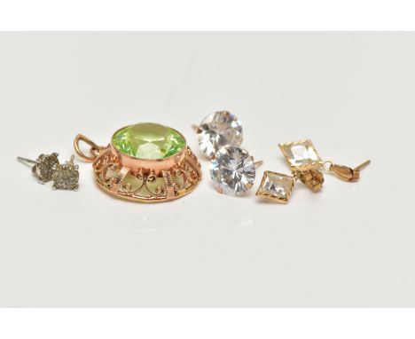 AN ASSORTMENT OF YELLOW AND WHITE METAL JEWELLERY, to include a yellow metal open work pendant set with a large circular cut 
