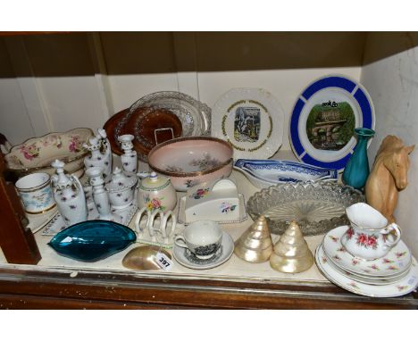 A GROUP OF CERAMICS, GLASS AND SUNDRY ITEMS, to include a Poole Pottery cheese dish, preserve pot and toast rack (the latter 