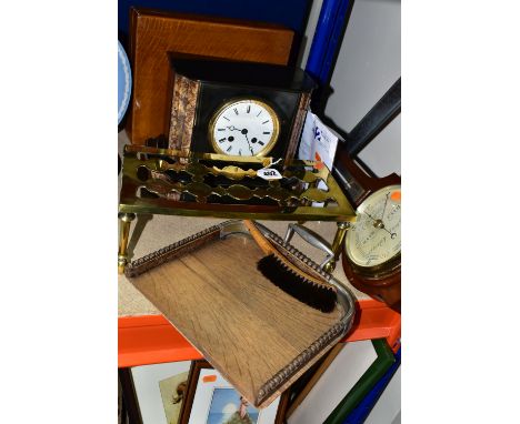 A GROUP OF EARLY 20TH CENTURY HOUSEHOLD ITEMS, comprising a large brass trivet, length 30cm x width 15cm, an oak veneer crumb