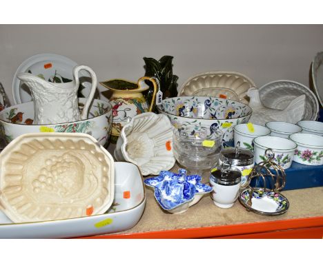 A GROUP OF ASSORTED CERAMICS, comprising a Doulton-Burslem Geo Morland jug decorated with a hunting scene (crazed and chipped