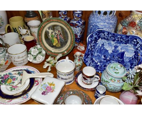 A GROUP OF CERAMICS, to include a Chinese Rose Medallion teacup and saucer (old repair to handle, chip to saucer), a Satsuma 