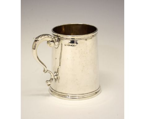 Victorian silver tankard, having flat sides and scroll handle, sponsors mark indistinct, London 1854, 11.5cm high, 335g appro