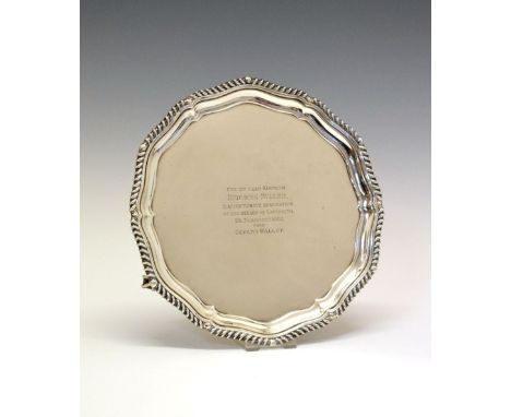 Boer War interest: Victorian silver salver, with piecrust border and gadrooned edge, standing on three claw and ball feet wit