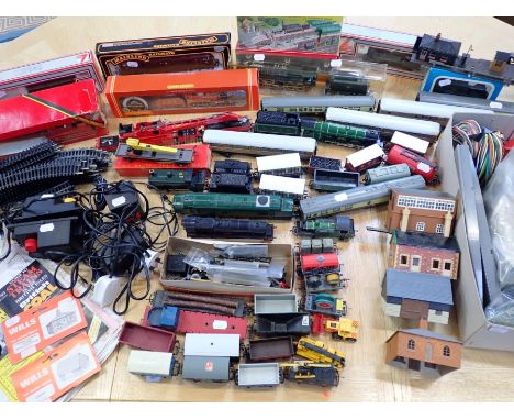 A COLLECTION OF HORNBY 00 GAUGE MODEL RAILWAY LOCOMOTIVES, AND ACCESSORIES including a R.376 LMS class 4P 4-4-0 (with smoke),