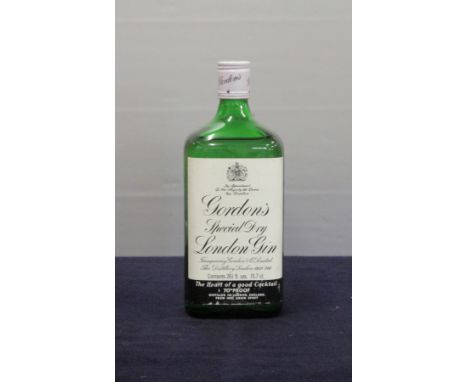 1 26 2/3 fl oz (75.7 cl) bt Gordons Special Dry London Gin 70° proof