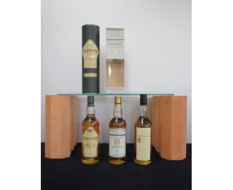 1 bt Auchentoshan Select Triple Distilled Lowland Single Malt Scotch Whisky 40% original tube 1 bt Bladnoch Connisseurs Choic