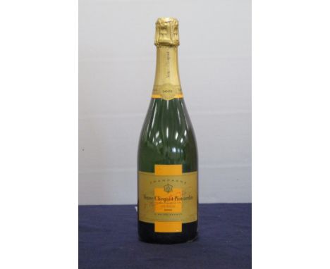 1 bt Veuve Clicquot Ponsardin 2002 Vintage Champagne 