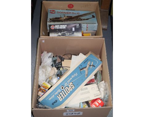 Box of Airfix and other model kits in original boxes, Spotter flying model kit etc.(B.P. 24% incl. VAT)