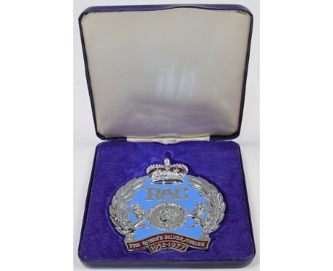 A Royal Automobile Club (RAC) Queen's Silver Jubilee Badge, no. 54/1000, in velvet lined presentation box, with certificate o