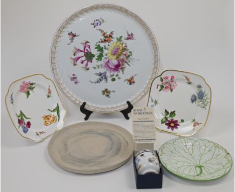 A mixed group of ceramics, to include two shaped rectangular plates decorated with gilded rims and botanical studies, the pla